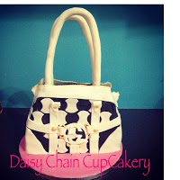 Daisy Chain CupCakery 1088083 Image 5